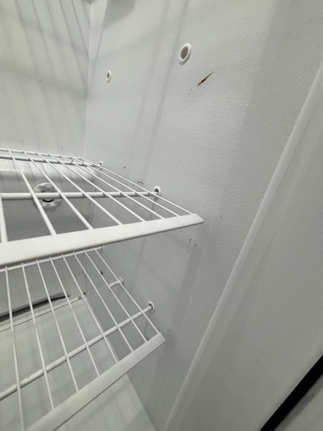 * 🎄Holidays Sale 🎁-Frigidaire 20cu.ft up-right freezer white 34" #RF306L  used-Refurbished