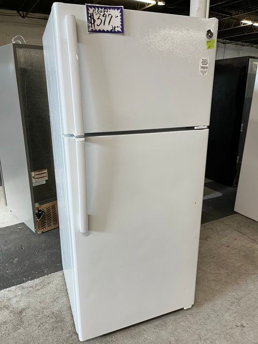 - GE top freezer refrigerator in white 28" ITEM #RF308TB