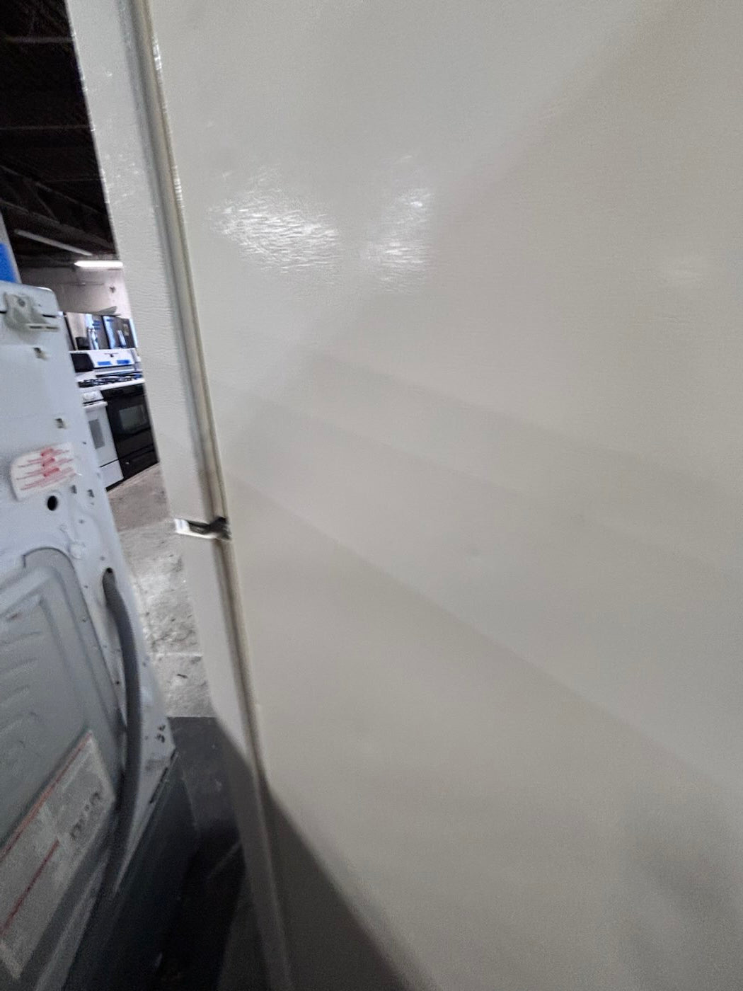 }28”w x 62 1/2h. GE top freezer fridge white working 💯  used-refurbished #FTR12RB