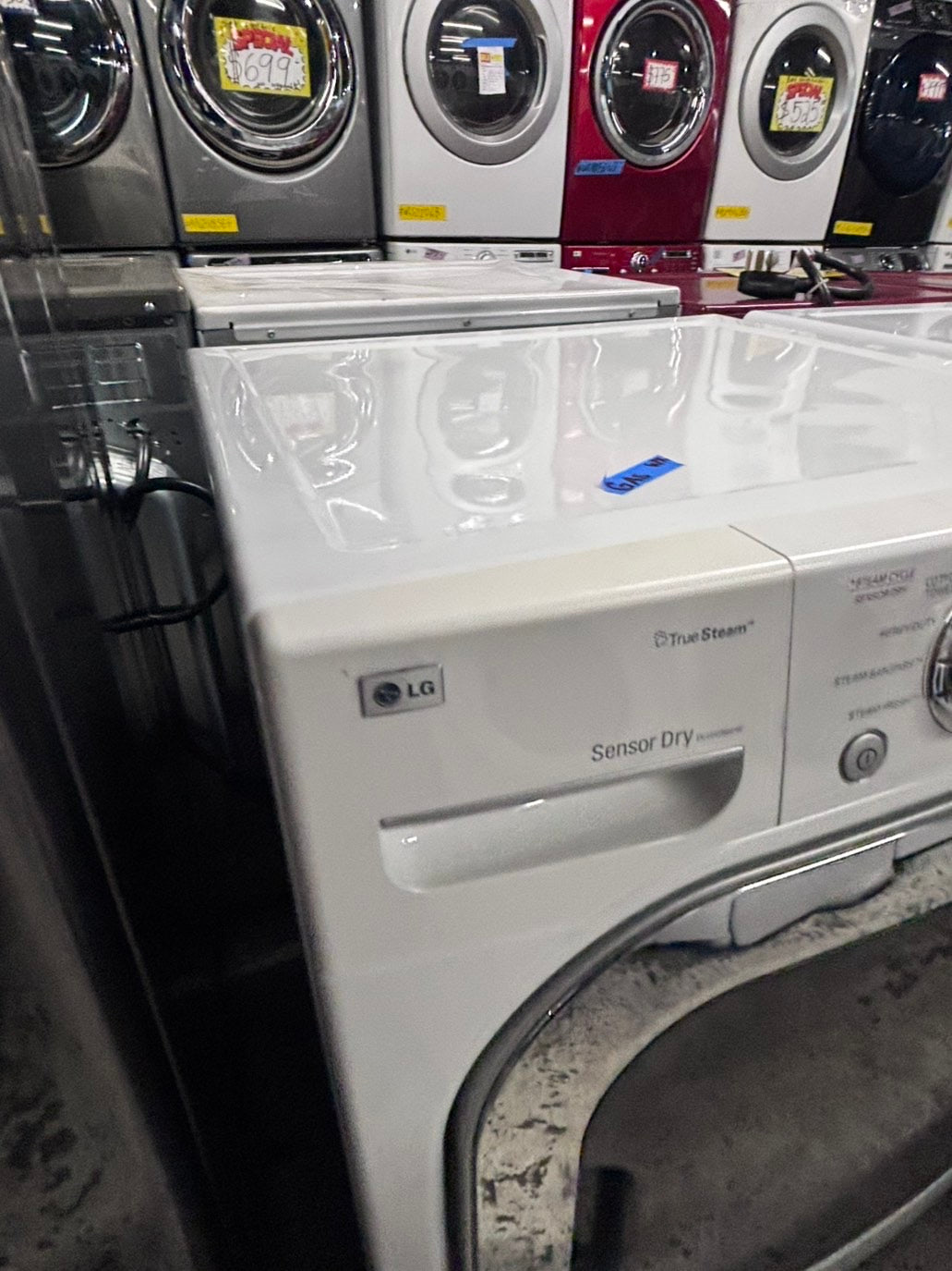 >special 🌟 LG  front load stackable GAS steam dryer in white , stainless steel drum 27" #GDLGZ0B