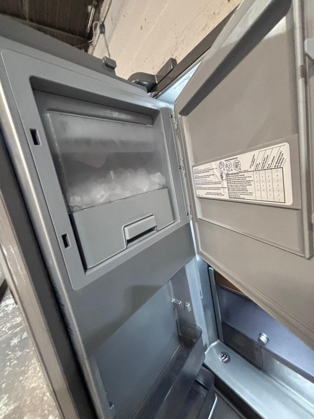 >*kitchen Aid French door Refrigerator counter depth stainless steel w/ ice water dispenser great condition 36"    (👀missing shelf on the door)  used-refurbished #KAF1424B