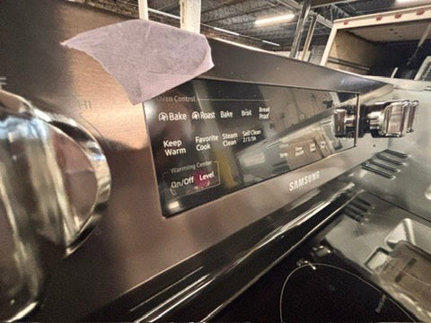 >Samsung glass top convection oven-electric range 220v 5 burner Tuscan color , warm zone bake broil fast boil ,used-Refurbished 30" #ESTQ55VB