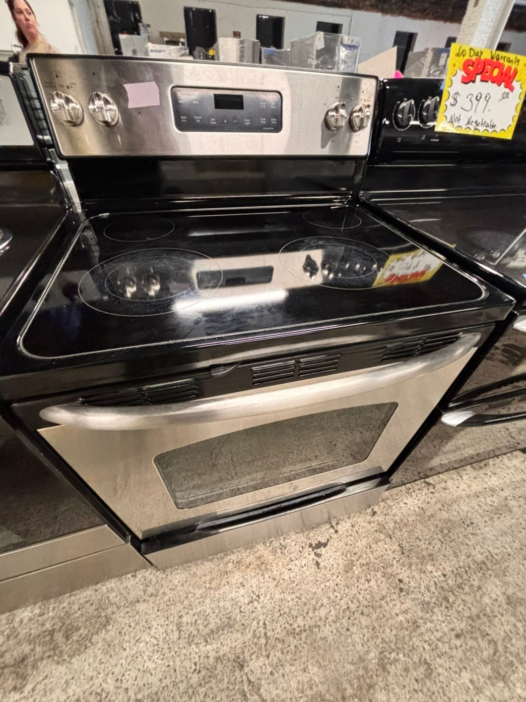 >🎈SALE🔥GE Glass Top electric stove  bake /broil,Self clean 30” 4 burner ,stainless steel color,     used-Refurbished   #EEFZA9B