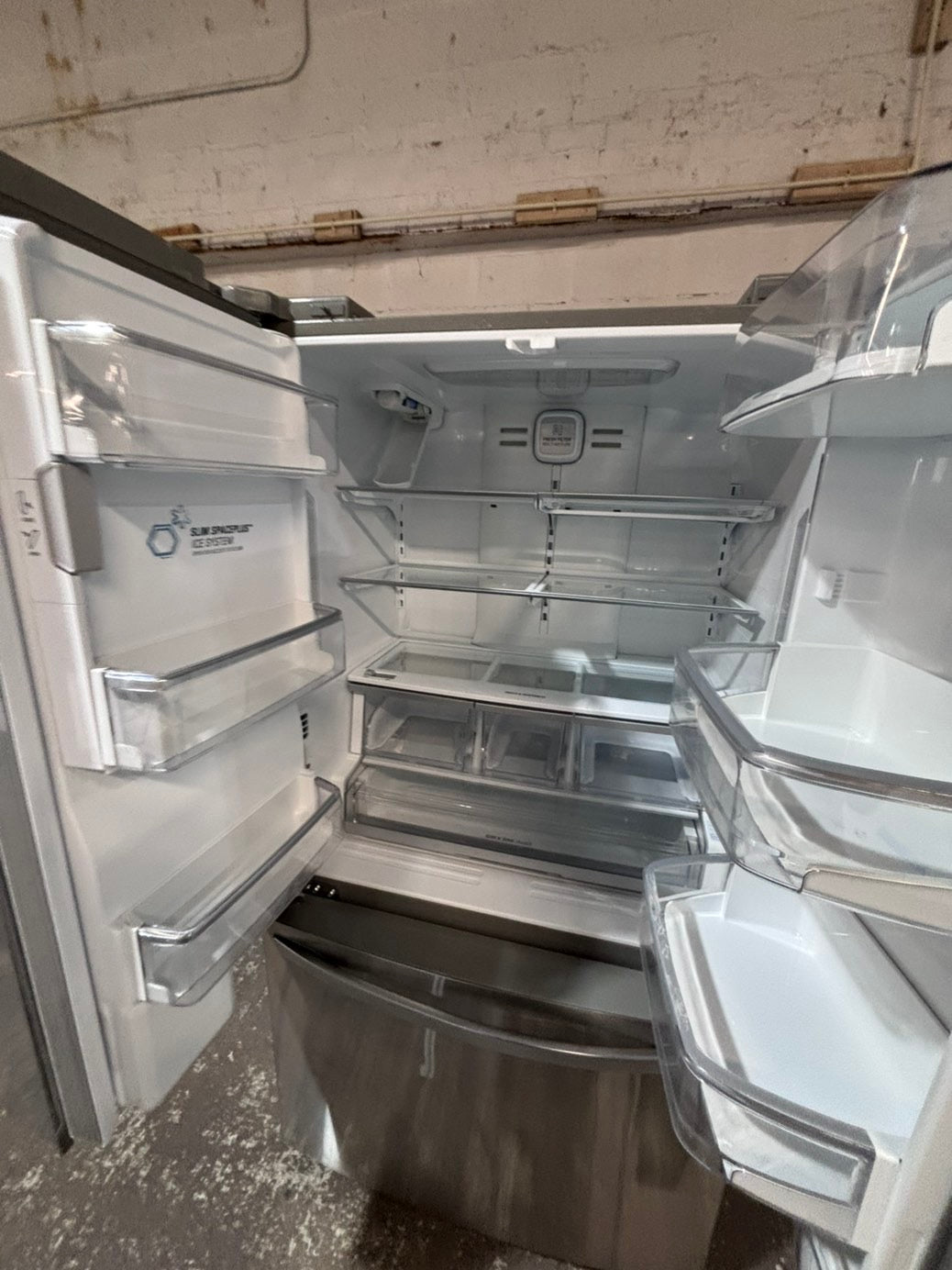 >>special price 💥LG  French door Refrigerator counter depth stainless steel w/ ice water dispenser great condition 36" used-refurbished #KVVF14B