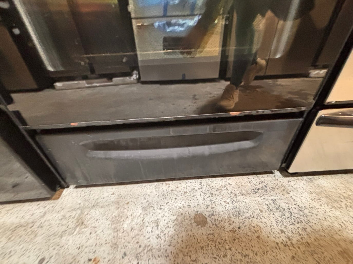 }}GE electric 220v glass top range bake Broil roast self clean oven black color ,working 💯  with warranty ! 30" used-Refurbished #GETTR71B