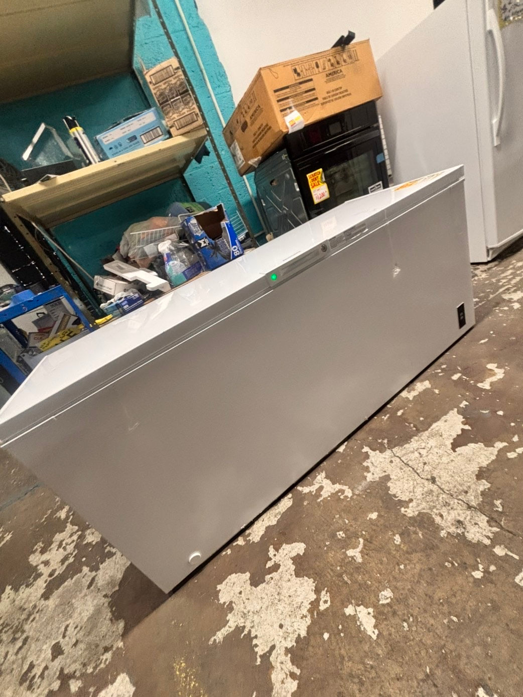 >new open box 📦-frigidaire 20 cu. ft. Chest  Freezer ENERGY STAR #FCH20CB