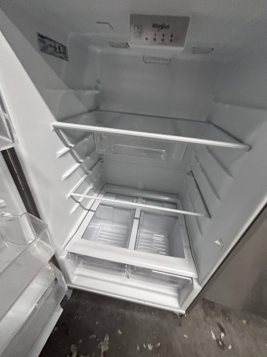 >*28” whirlpool top freezer fridge with ice 🧊 maker inside stainless steel  used-refurbished #FFQW3RB