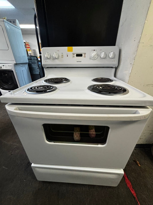 Hot point electric coil range 220v 4 burner bake broil hi/loin white  30" #EGP536CL