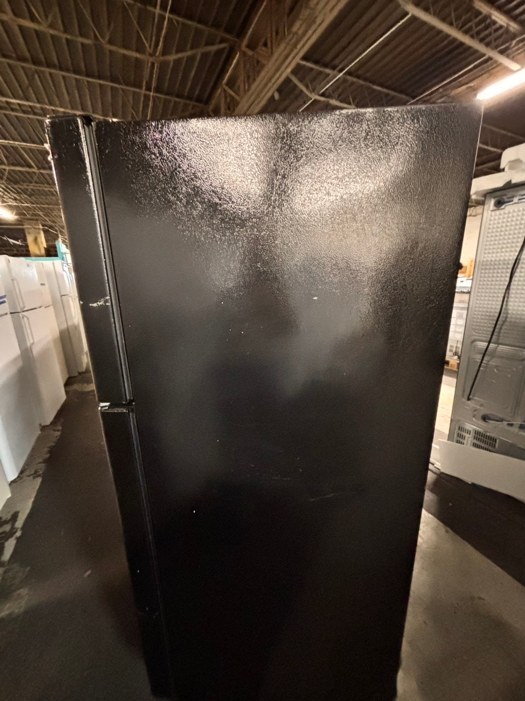 >GE 33” Top freezer fridge with ice maker inside ,black refurbished #RFTY3HB