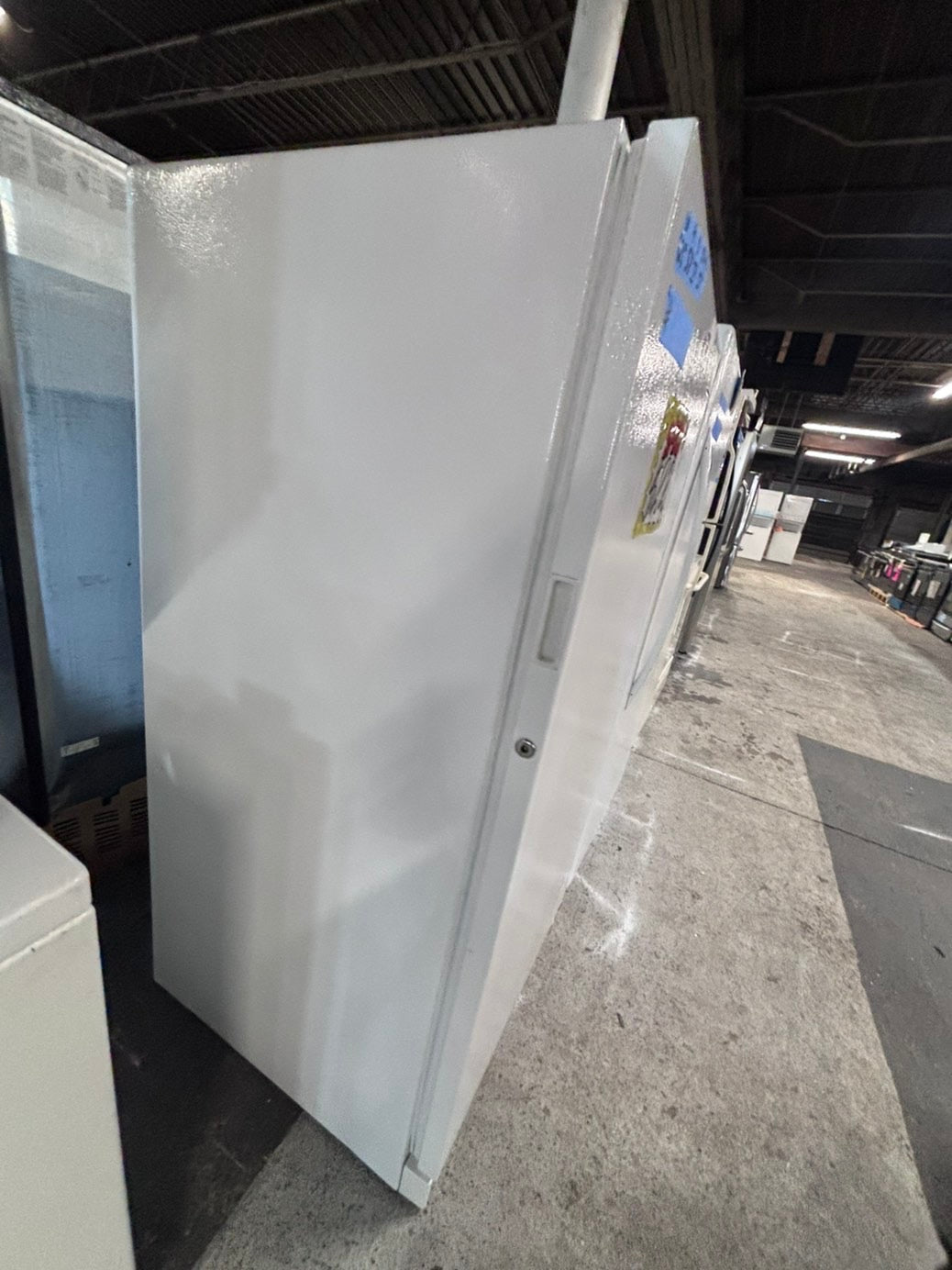 >>special 💥Frigidaire up-right freezer white 14.cu.ft Refurbished-used #FKU1514B