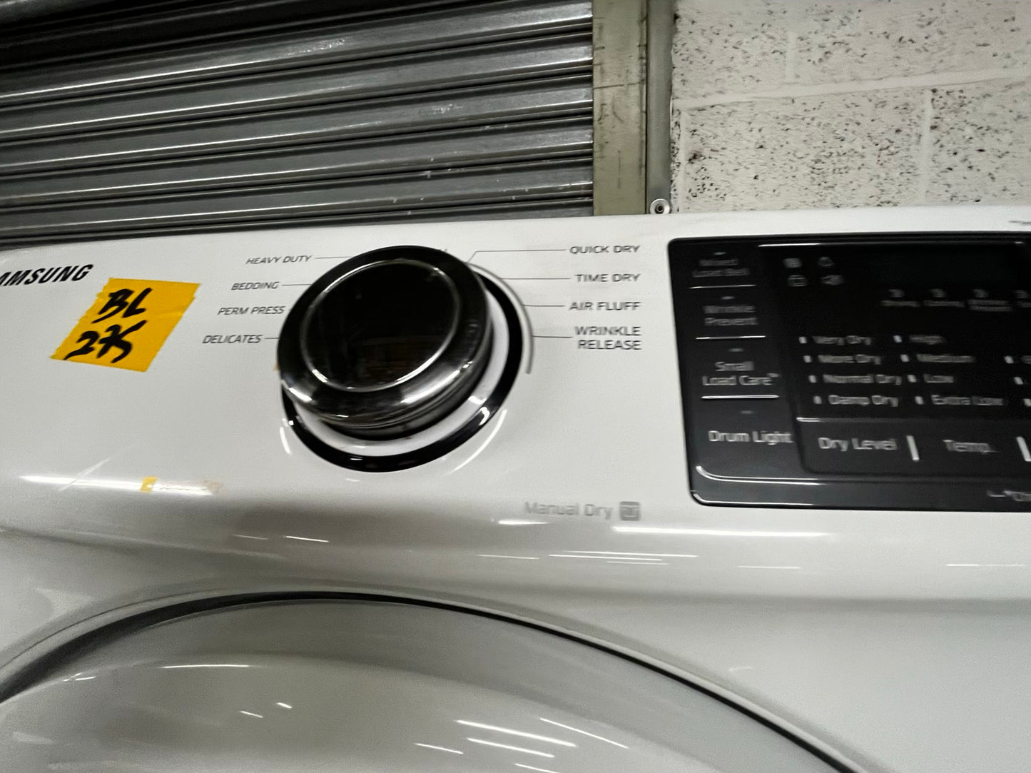 • Samsung  washer 4.5 cu ft & dryer 7.5 cu ft set electric 220v front load stackable or side by side - sensor dry He in white  #WD3946TB