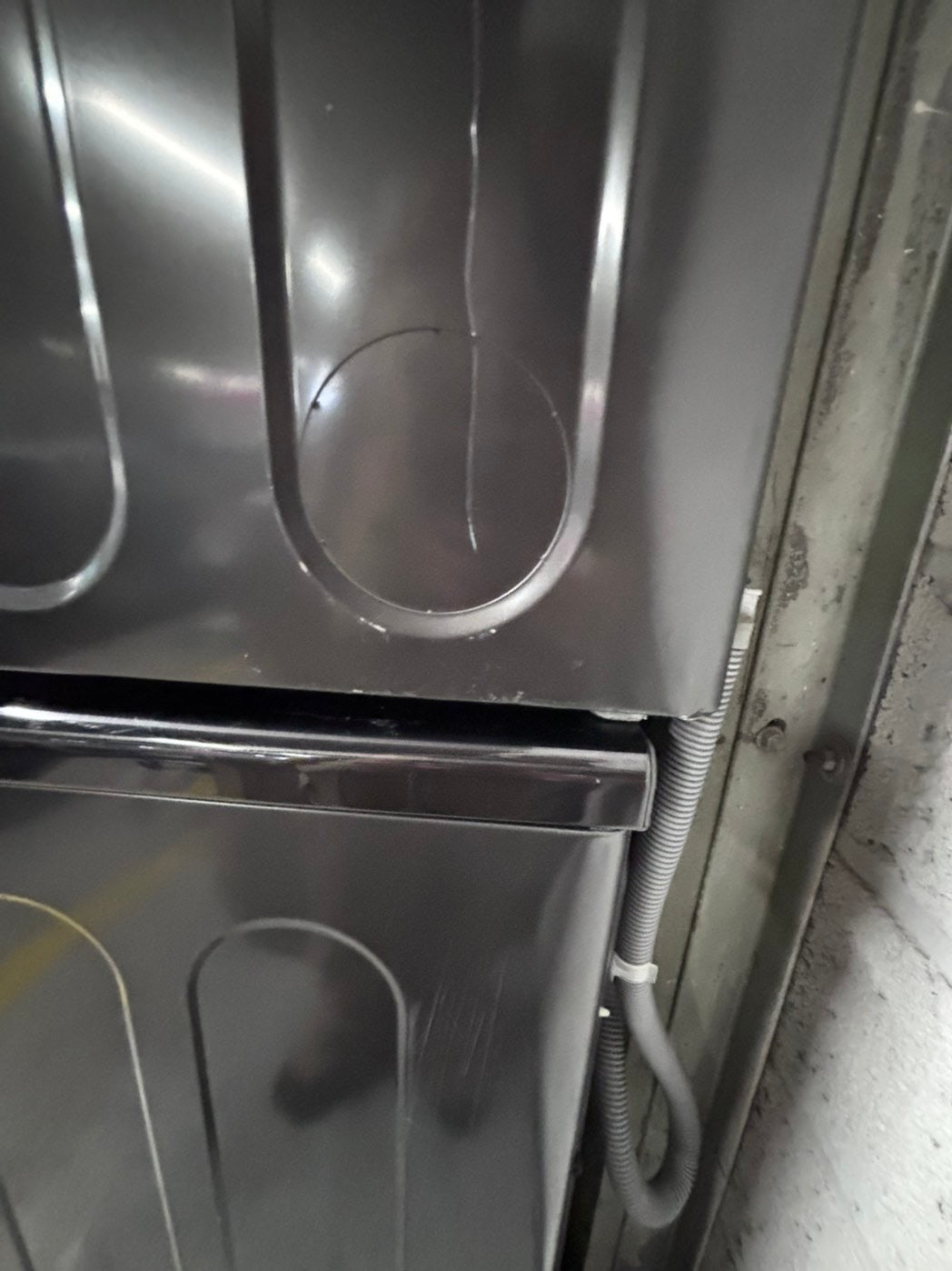 >samsung  front load washer 4.5 cu ft & dryer 7.5 cu ft set electric 220v front load stackable or side by side - sensor dry He in dark gray   #WDKS1B