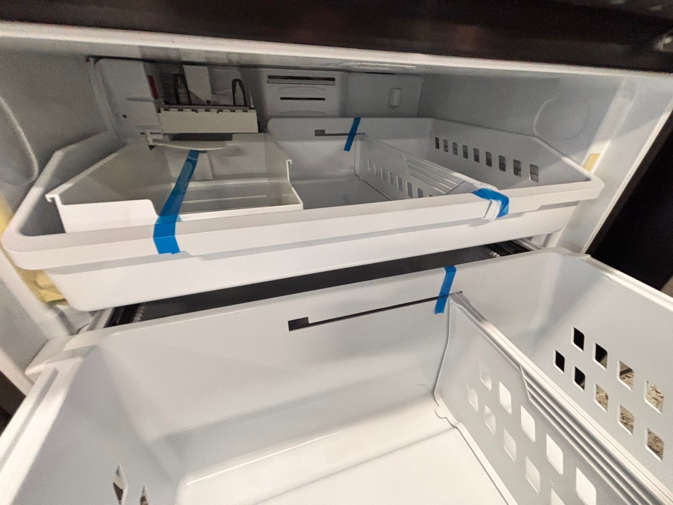 >special🎈New open box 📦 GE Refrigerator with ice maker & water dispenser - Stainless Steel #RFGAA4DB