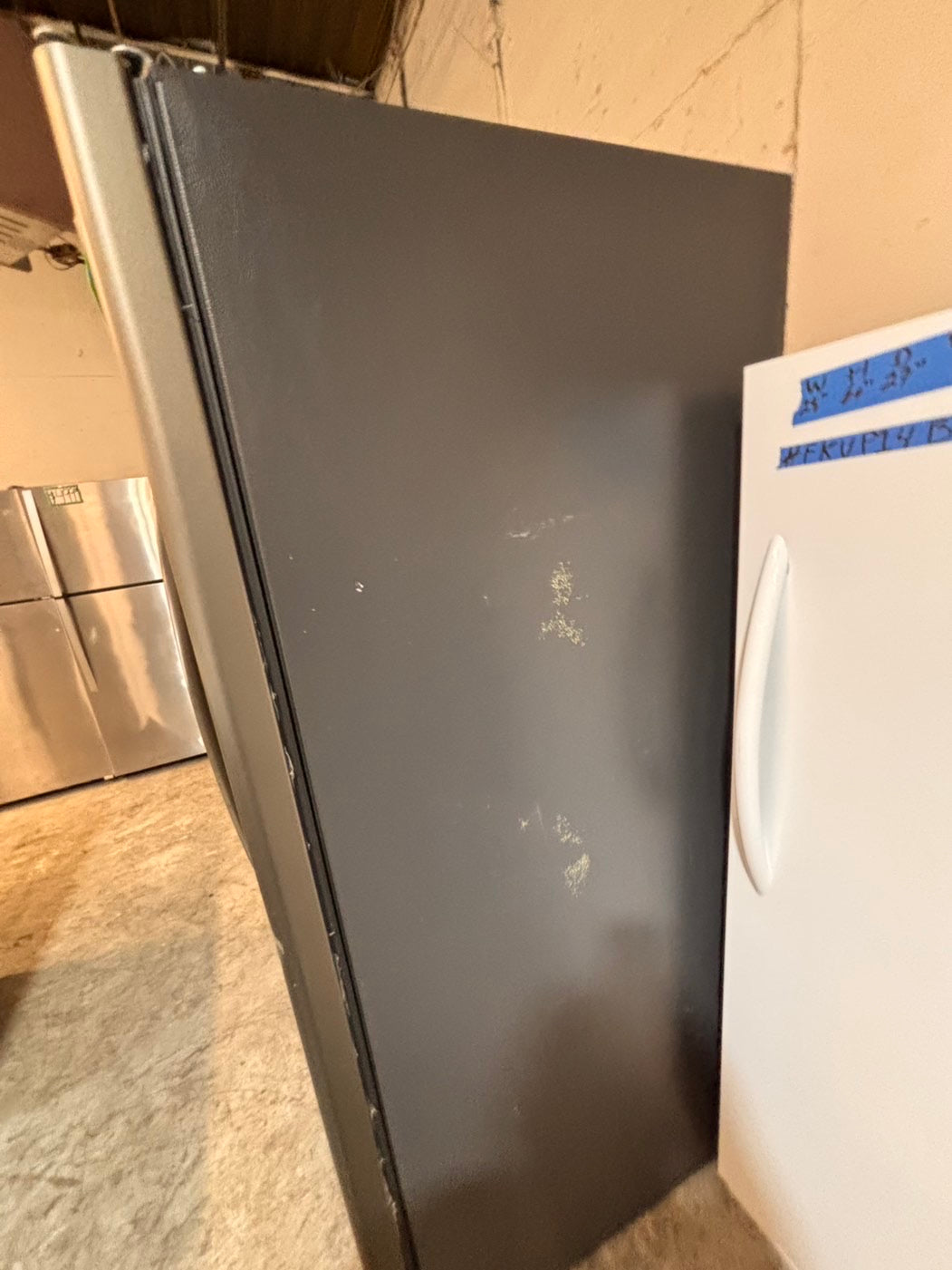 >*CLEARANCE🔥🔥GE Side x side  36”x 69”h x 29depth ,Refrigerator slate  with ice maker & water dispenser /. 36” 26cu.ft used-Refurbished. Item number  #RFU114B
