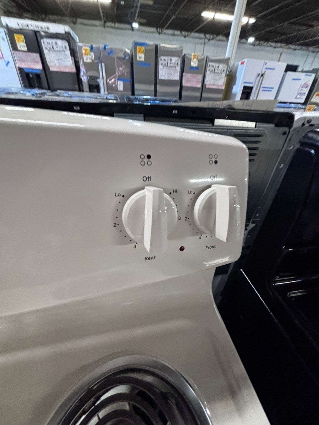 >*GE off white electric coil top range coil 220v bake /Broil 4 burner used-Refurbished  great condition 30" #EGEF95B