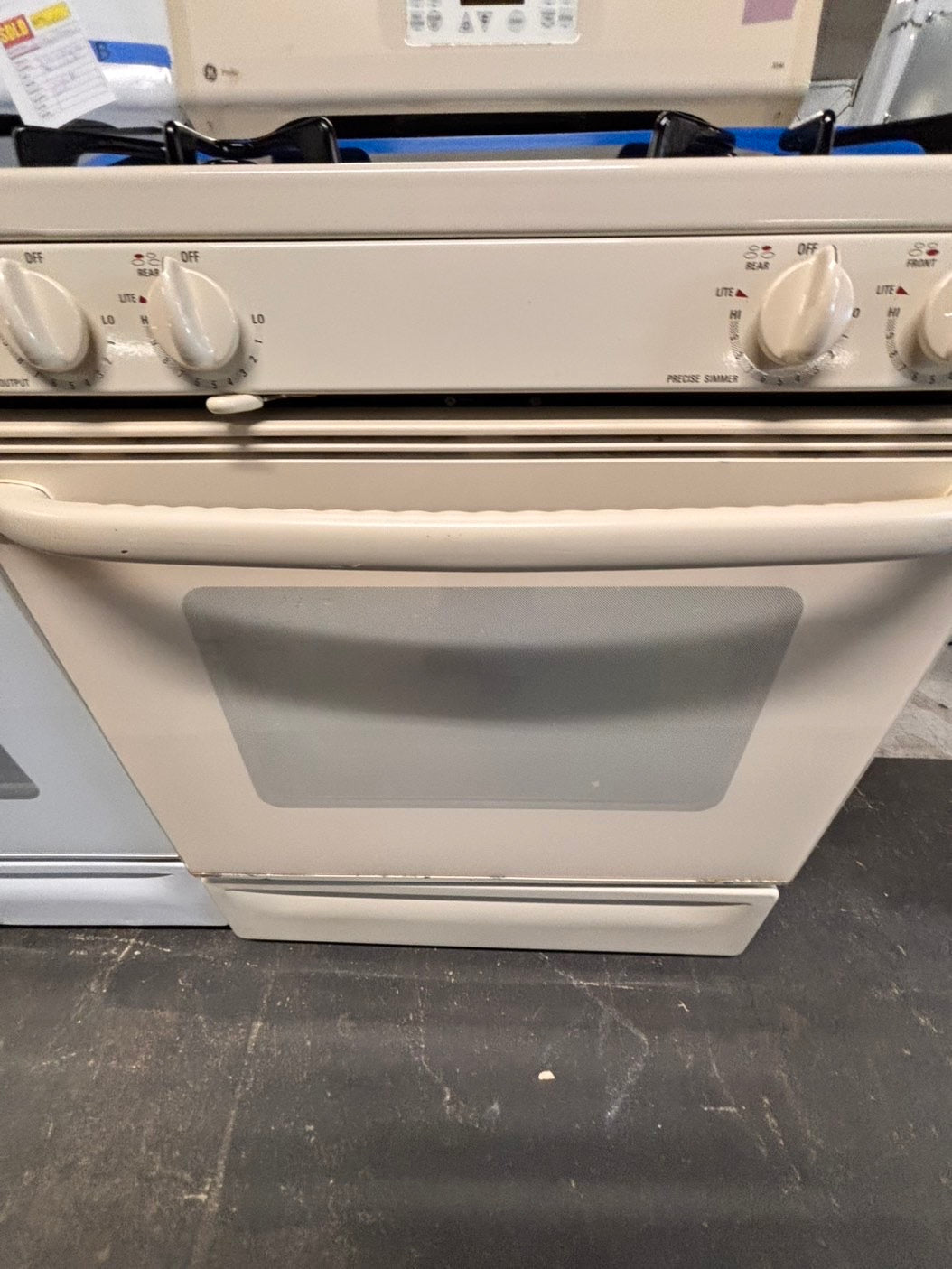 >special sale🔥GE Gas range 4 burner bake broil Hi/Lo self clean in off white used-Refurbished 30” #GEY94ZB