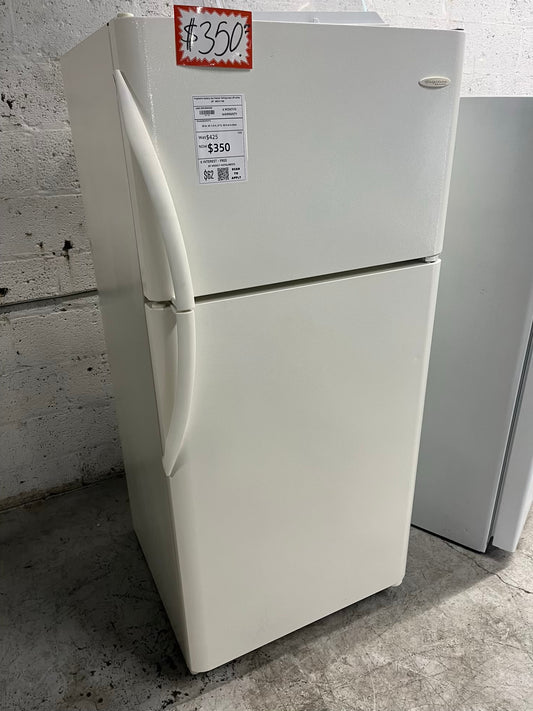 -  Hotpoint top freezer refrigerator in white no ice maker 30" #RF903SB