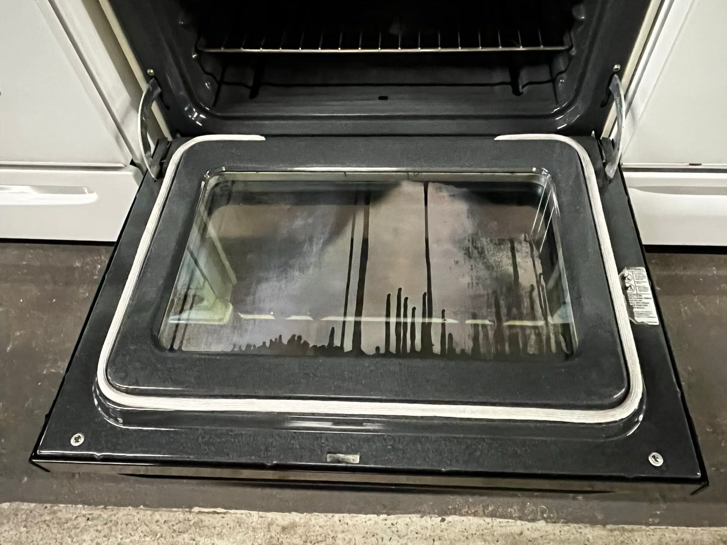 *🎄Holidays Sale 🎁 GE Gas range 4 burner bake broil self clean in black & off white used-Refurbished 30” #GR93713B