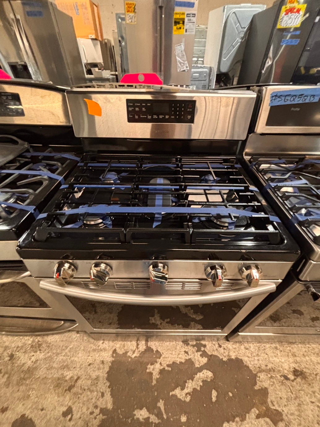 >*samsung Gas range 5 burner convection oven bake ,broil Hi/Lo self clean in stainless steel used-Refurbished 30” #SSG96B