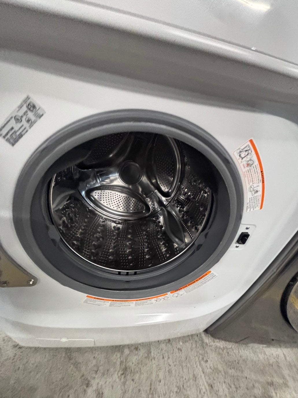 >*LG steam washing machine front load jumbo size stackable or side by side stainless steel drum 29"  used,Refurbished.  #WM515TB