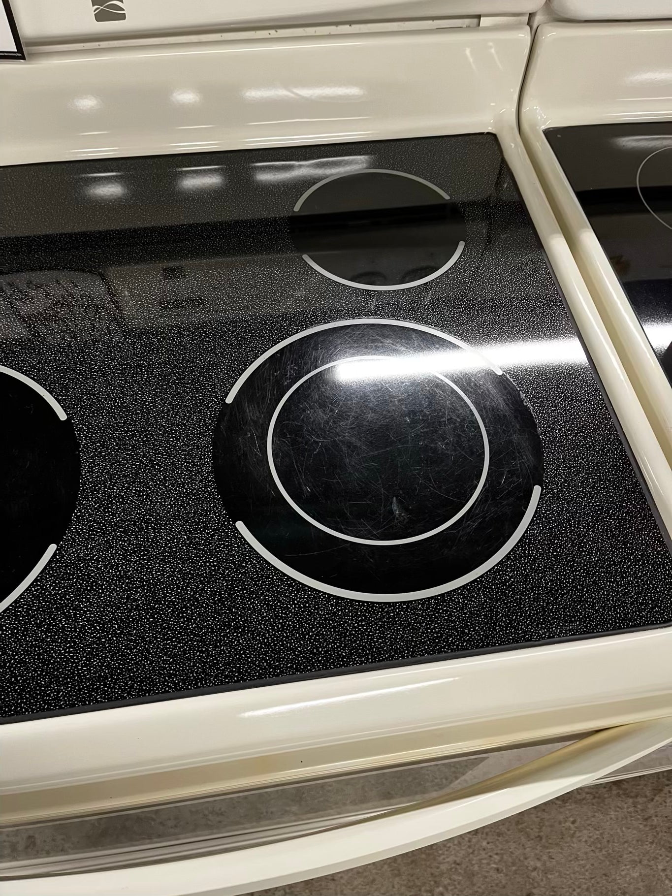 • 🎉 BLACK FRIDAY ⚡️ Kenmore glass top electric range 220v 4 burner Refurbished in off white  bake Broil self clean  30" #ER9413LB