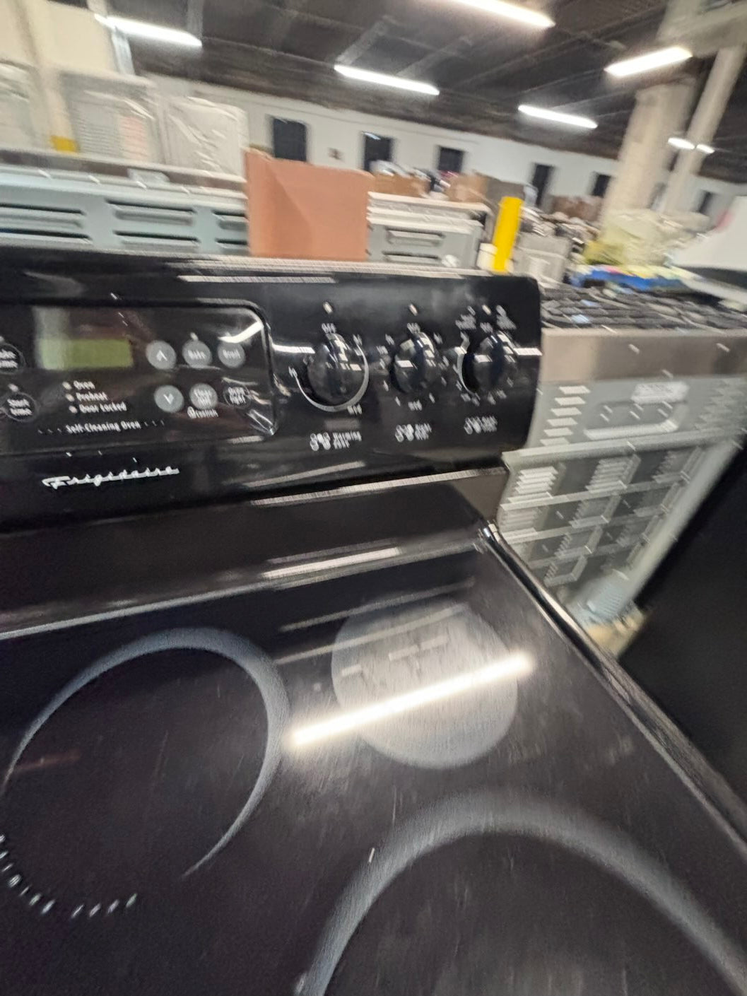 }sale🎈Frigidaire black electric 220v glass top range 5 burners bake Broil roast self clean black color 30" used-Refurbished working 💯with warranty  #BEGE42B