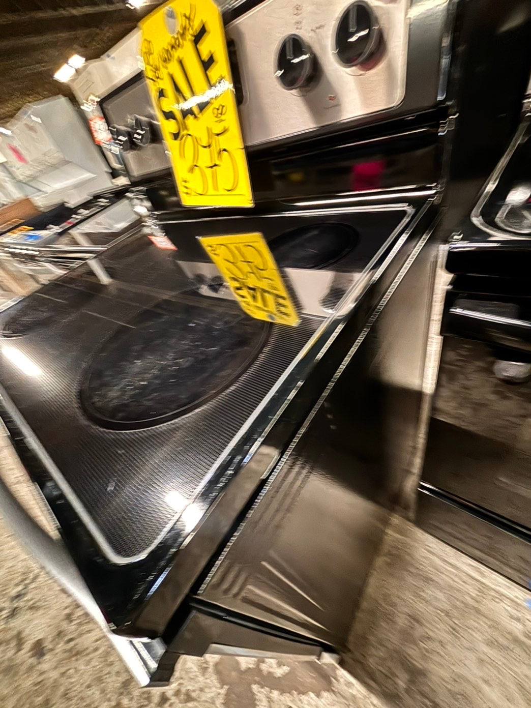 >special🌟whirlpool Glass Top electric stove  bake /broil,Self clean 30” 5 burner ,black & silver color, used-Refurbished   #WEES43GB