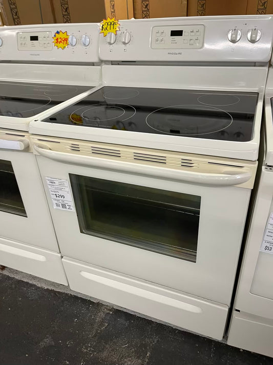 Frigidaire electric range 220v 4 burner bake broil in off white Refurbished 30" #ER180RB