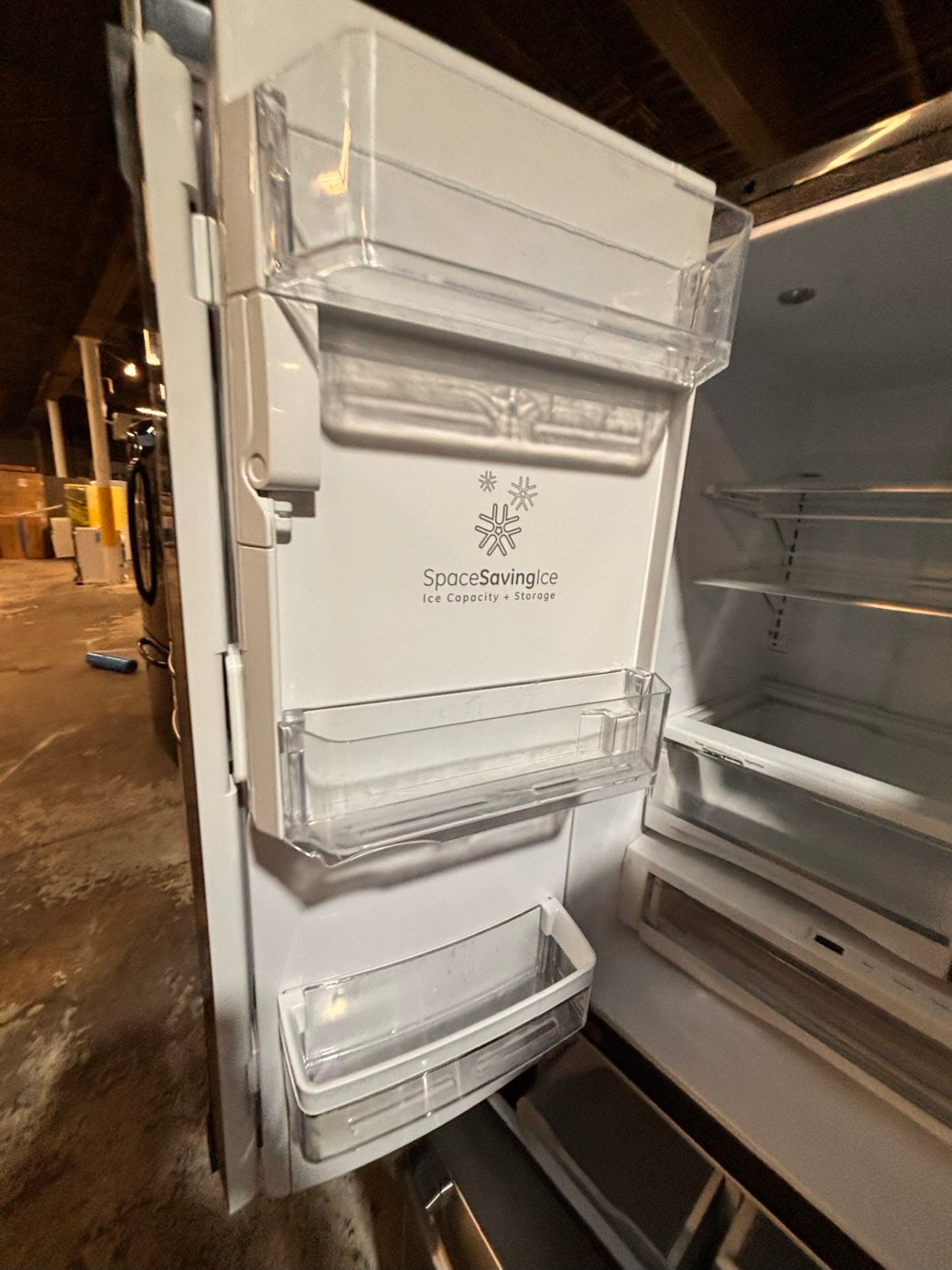}}LG used-Refurbished LG 36”w x69h x 30” depth refrigerator stainless steel w/ice & water dispenser  #FDLD773B