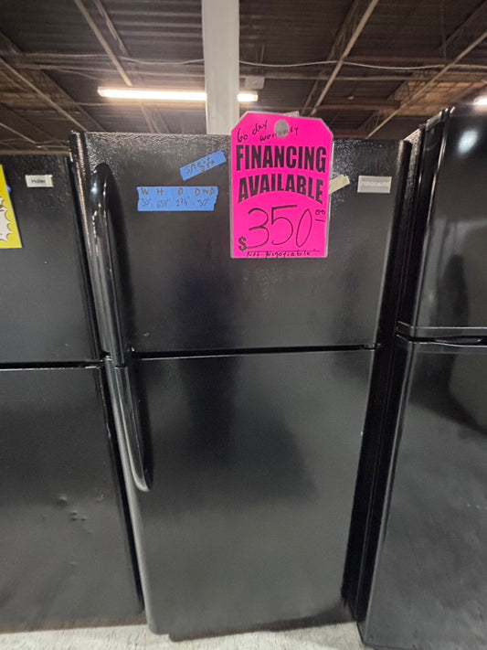 >*special 🔥frigidaire 30”x 66”heigth x 29depth 18cu.ft -top freezer refrigerator black color              -used refurbished 30” #TFB996B