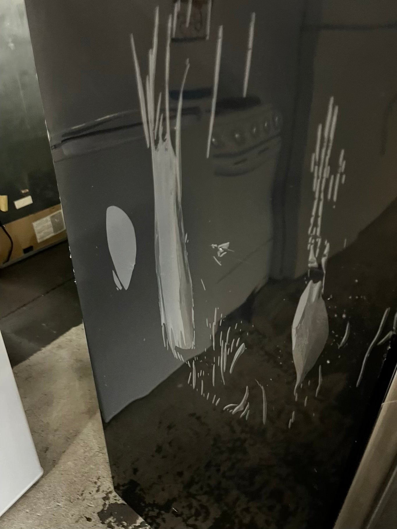 * Used | Refurbished Haier top freezer refrigerator 24" #RF3692NB