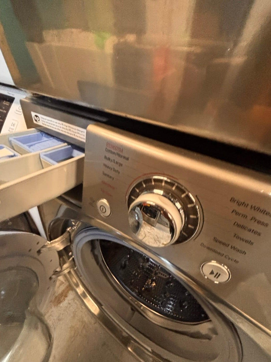 }}LG GAS  washer large capacity& dryer steam set front load stackable or side by side gray-silver 27” working 💯 with warranty !   used-Refurbished #LGSQ77SET