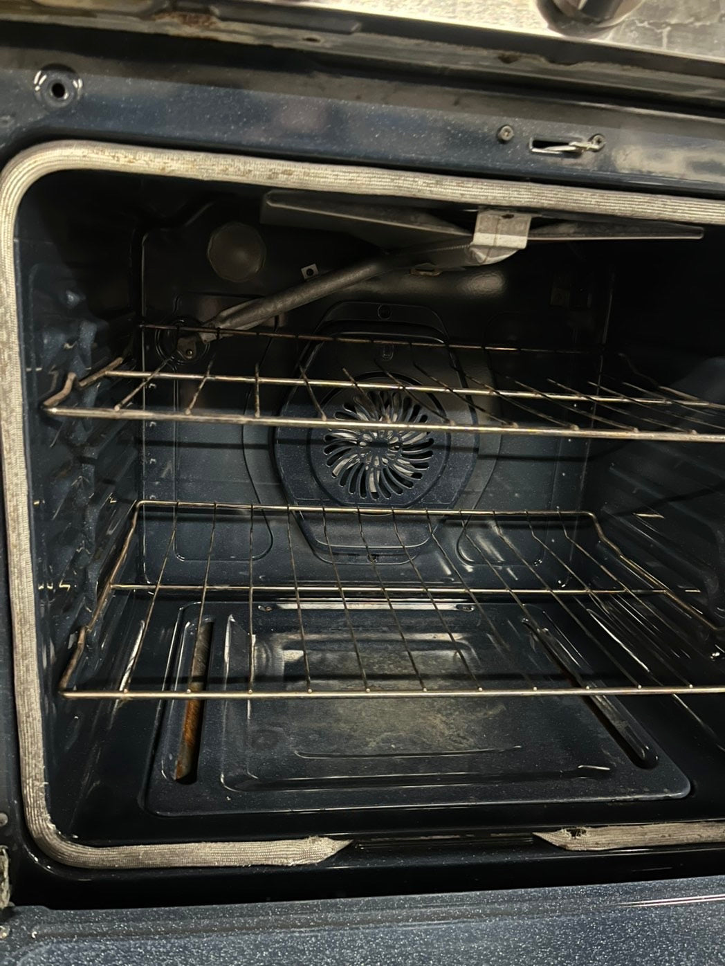 =Samsung Air fry Bake Roast keep warm gas stove 5 burner bake broil i/lo in black & silver -used-Refurbished 30” #GSTVA24B