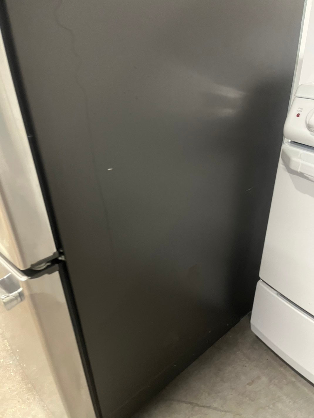 *Used | Refurbished GE profile 36” 28cu.ft. French door refrigerator stainless steel w/ice water dispenser 36" stock number #RFGE22B