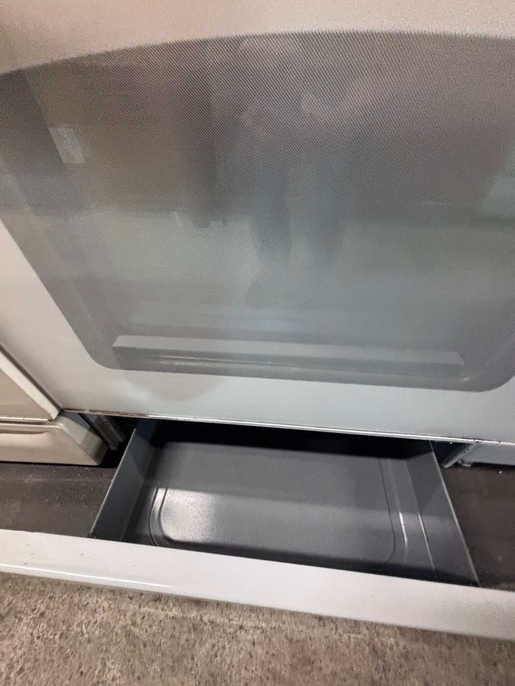 >*Sale🔥 GE Gas range 4 burner bake broil Hi/Lo self clean in  white used-Refurbished 30” #GG6N2B