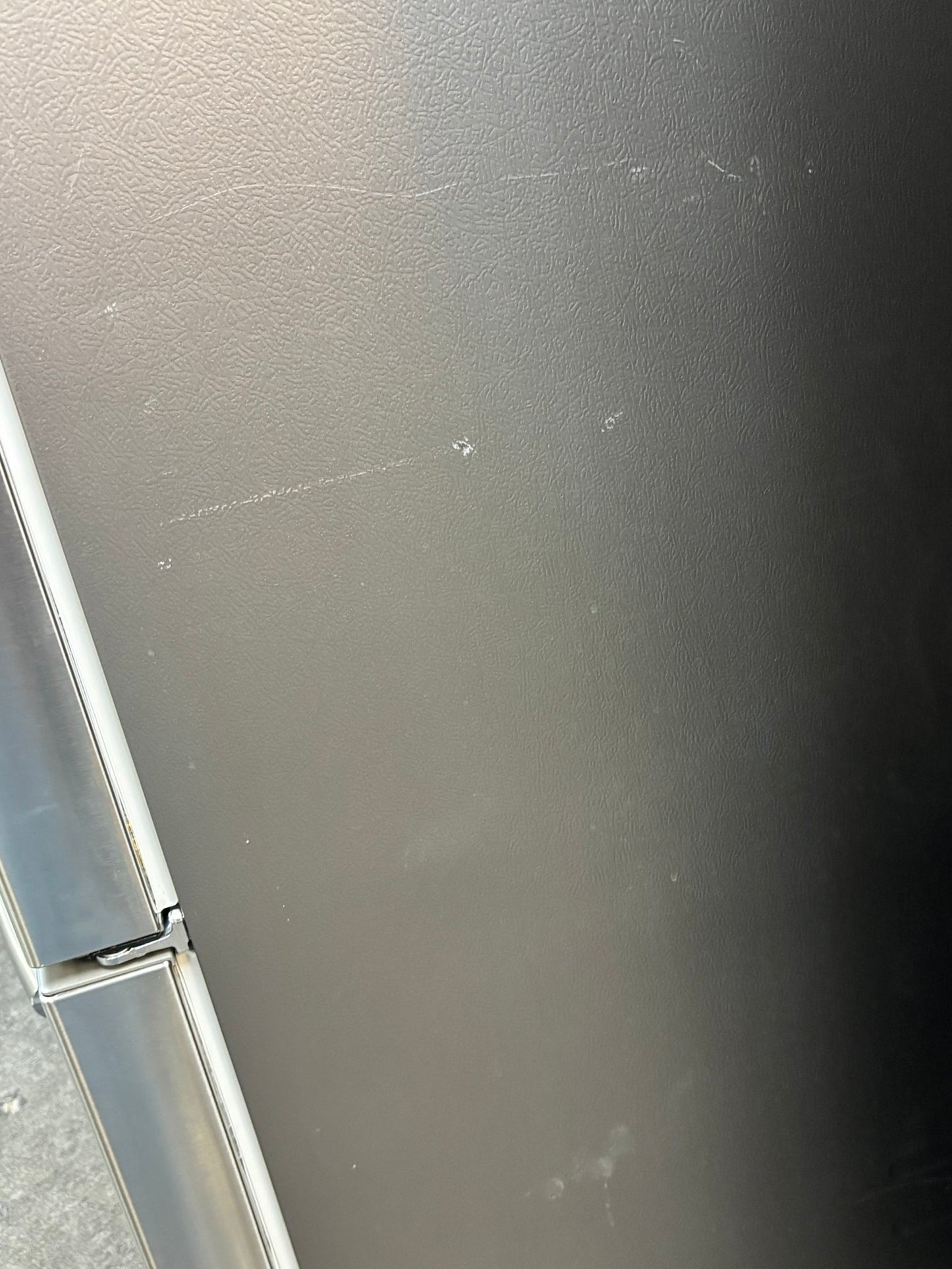 * Samsung French door Refrigerator stainless steel w/ ice water dispenser 36" counter-depth  #RF60CL