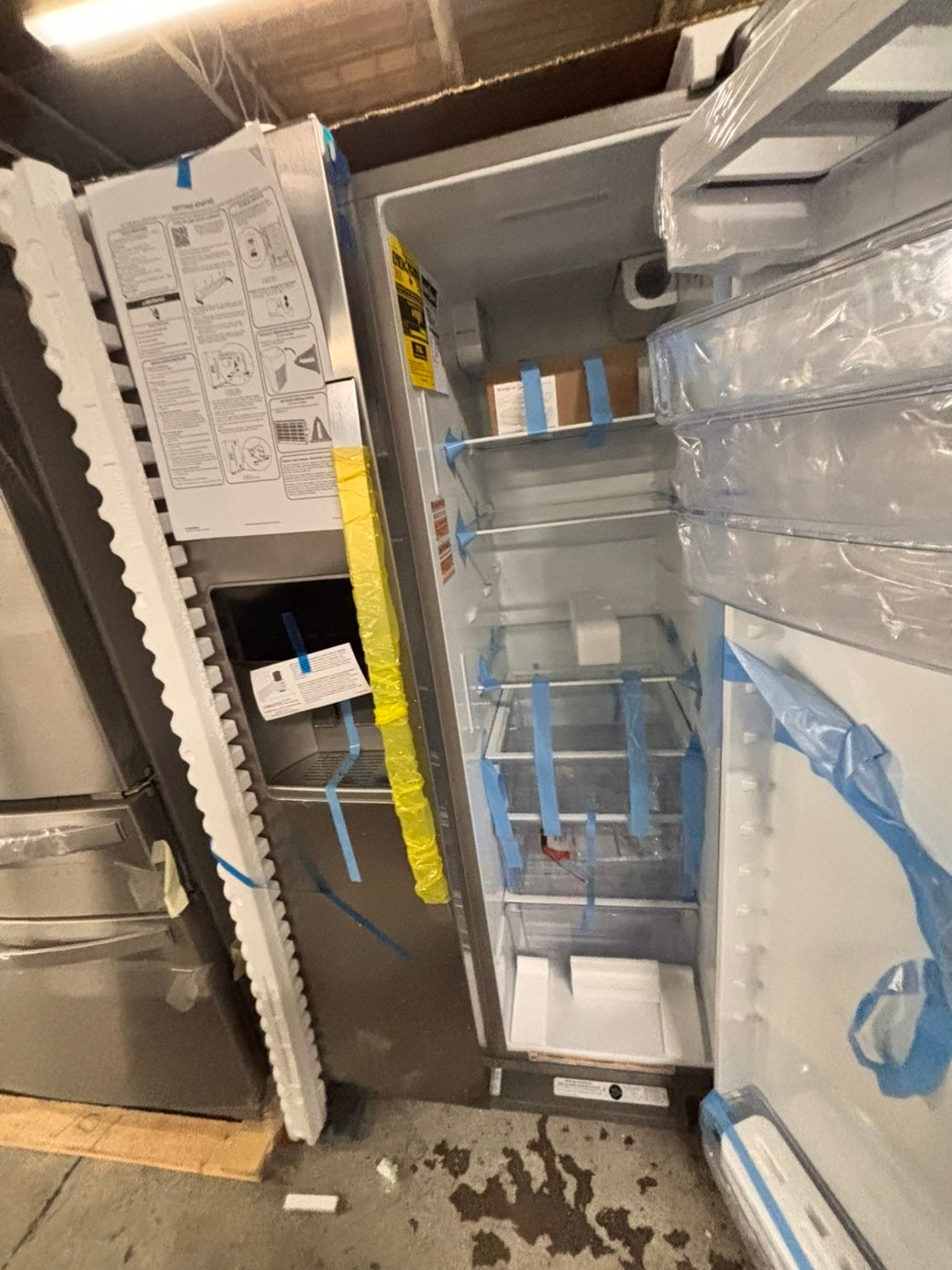 >newOpen Box 📦 | scratch & dent Whirlpool full size  36”in. Side-by-Side Refrigerator in Stainless Steel with iced maker & water dispenser #FWR266B