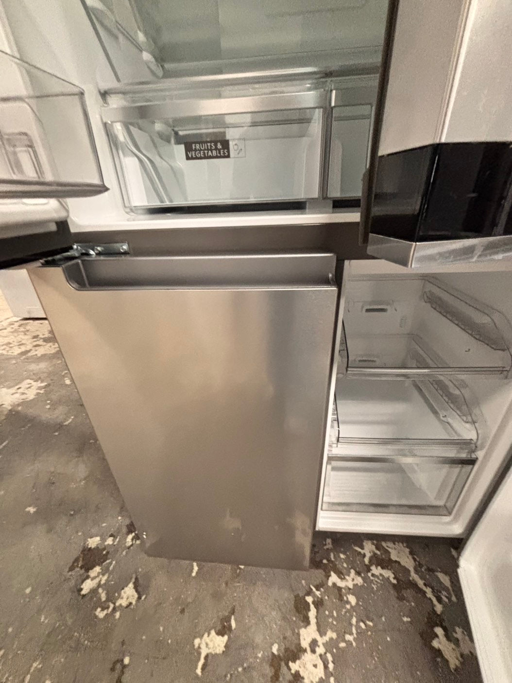 >special🎈New open box 📦 costumer return whirlpool- 23 cu. ft. Counter depth 19.4 cu. ft. Counter Depth French Door Refrigerator in Fingerprint Resistant .. #RWVYY41B