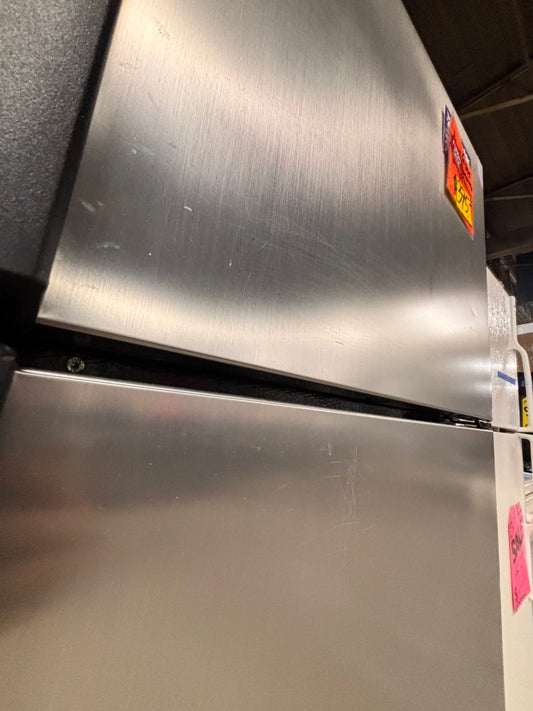 >special🔥GE black 30” Top freezer fridge with ice maker black    used-refurbished #RFX2FB