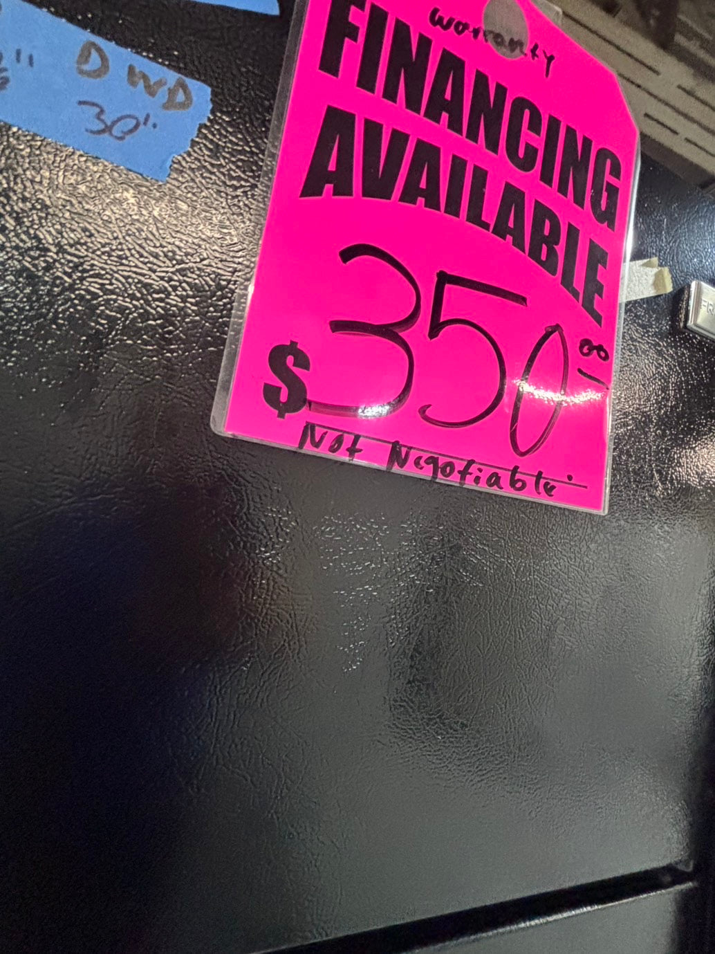 >*special 🔥frigidaire 30”x 66”heigth x 29depth 18cu.ft -top freezer refrigerator black color              -used refurbished 30” #TFB996B