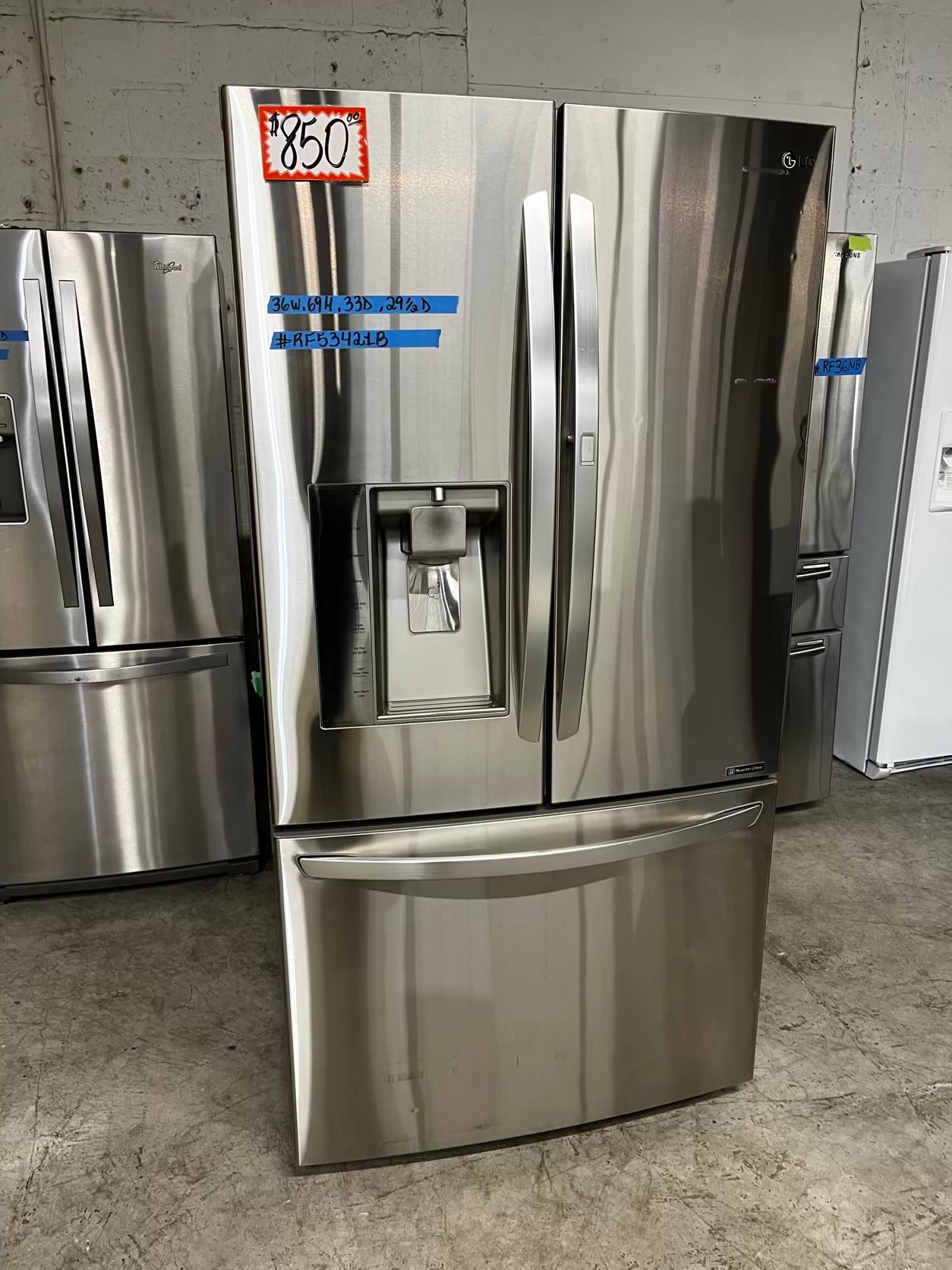 LG French door Refrigerator stainless steel Showcase w/ ice water dispenser 36" #RF53421B