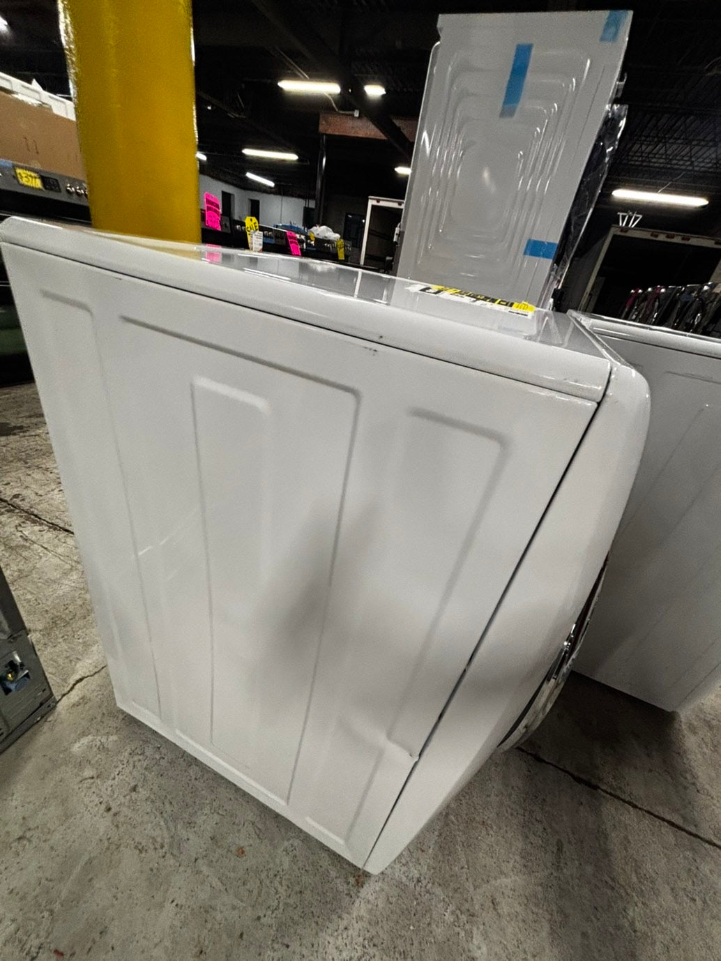 >Electrolux front load washer& dryer set large capacity energy start , steam   new scratch and dent #FLW77XB