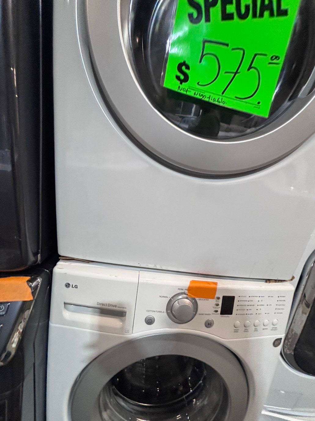 >*special 🔥LG GAS  washer large capacity& dryer steam set front load stackable or side by side white  27” in used-Refurbished #SFL3B6ET