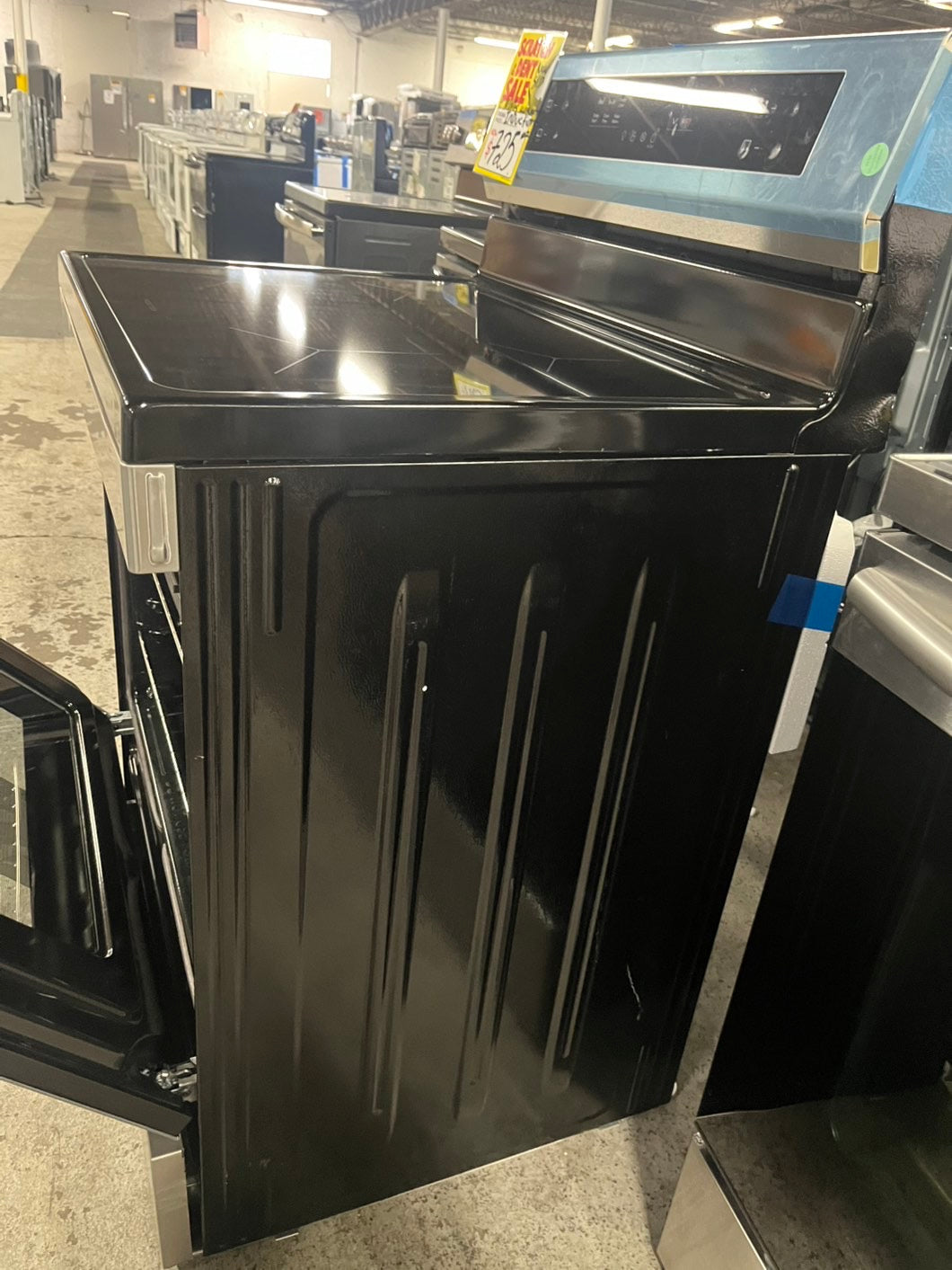 New scratch&Dent Frigidaire Induction electric stove stainless steel 30”  #FGMA23B