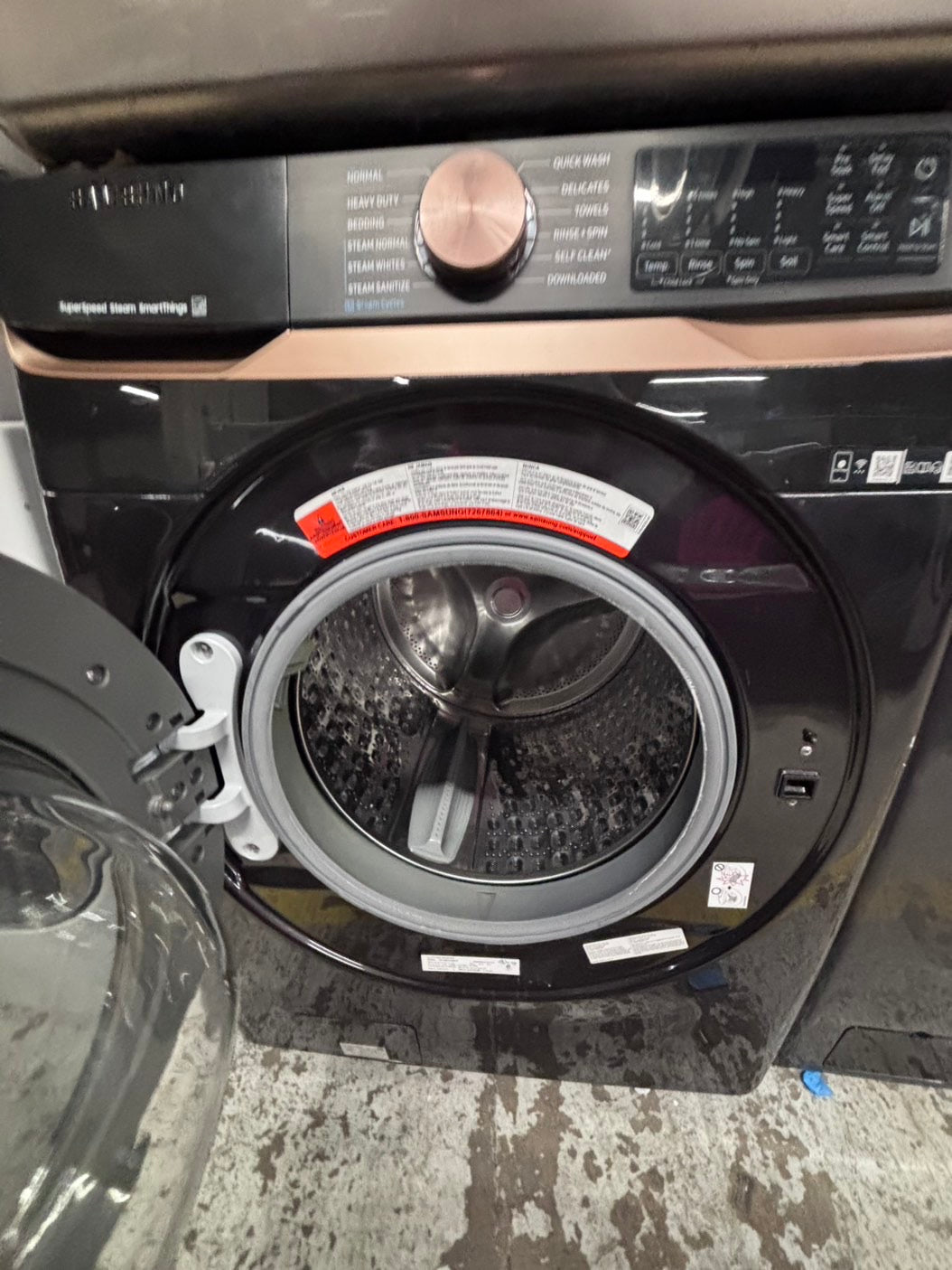 >samsung  front load washer 4.5 cu ft & dryer 7.5 cu ft set electric 220v front load stackable or side by side - sensor dry He in gray   #WDGY6B