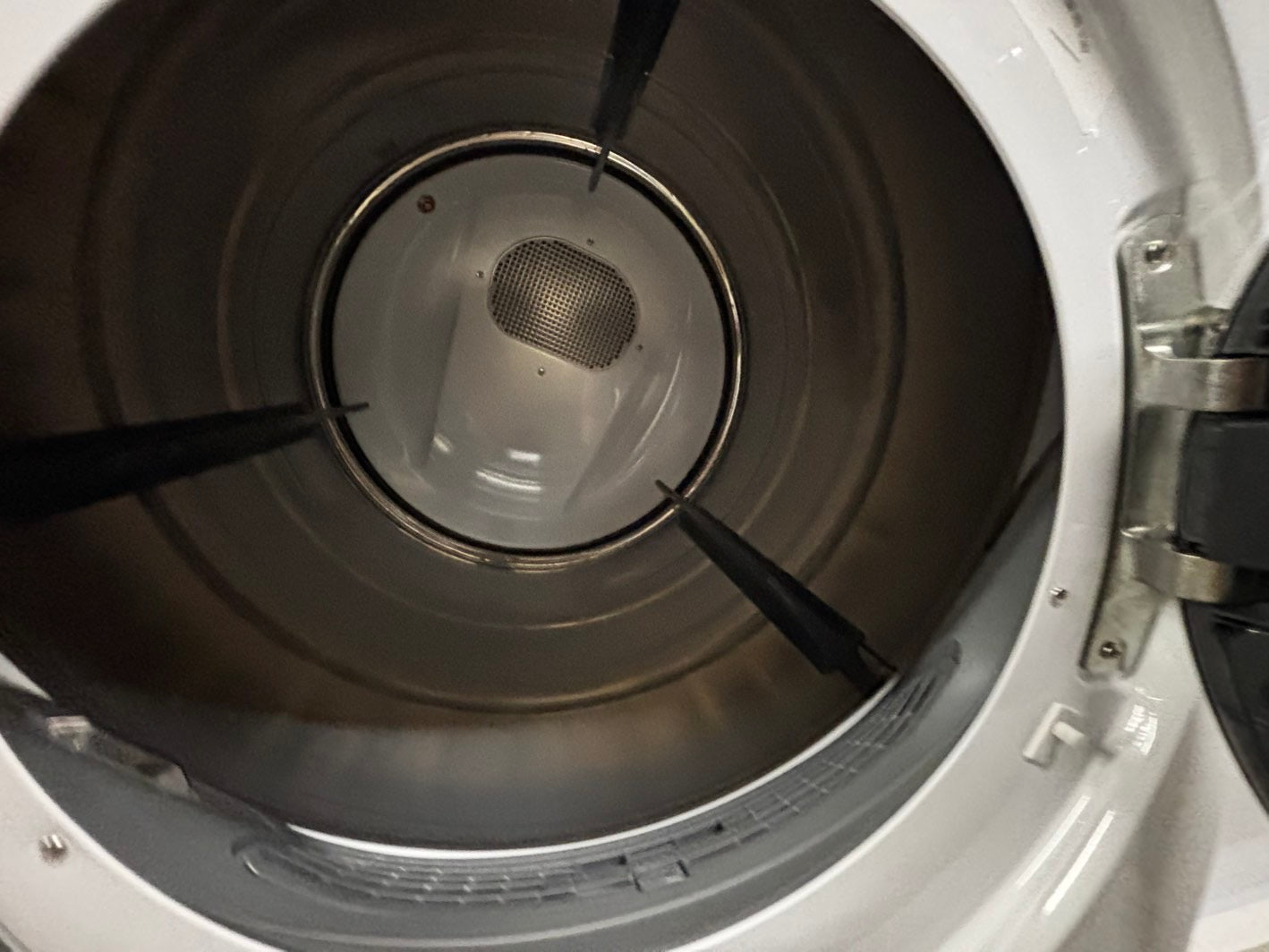 >Electrolux front load washer& dryer set large capacity energy start , steam   new scratch and dent #FLW77XB