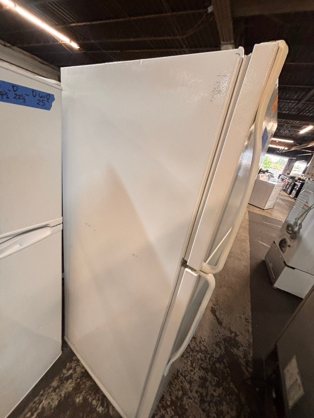 >*28”wide x 62h whirlpool top freezer fridge white working 💯 used-refurbished #RWC5YSB