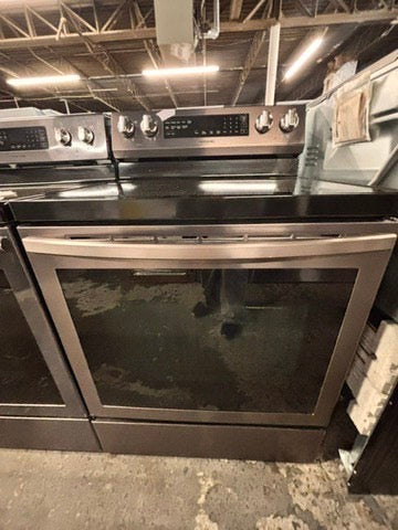 >Samsung glass top convection oven-electric range 220v 5 burner Tuscan color , warm zone bake broil fast boil ,used-Refurbished 30" #ESTQ55VB