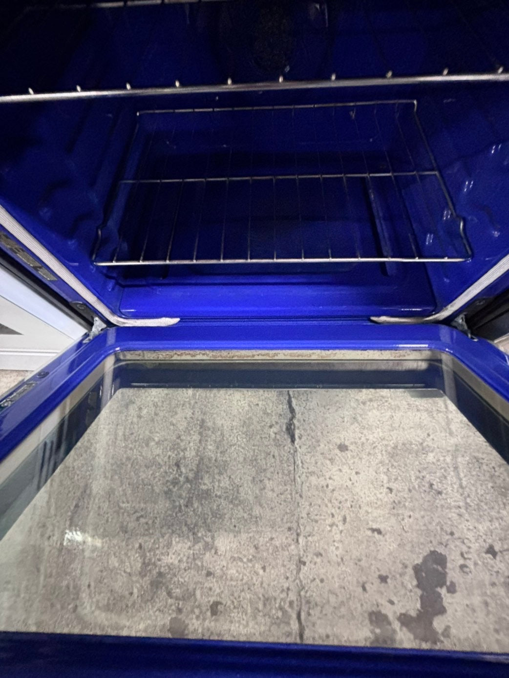 >LG Gas range 5 burner convection oven bake ,broil Hi/Lo self clean in stainless steel used-Refurbished 30” #SGZQ99B