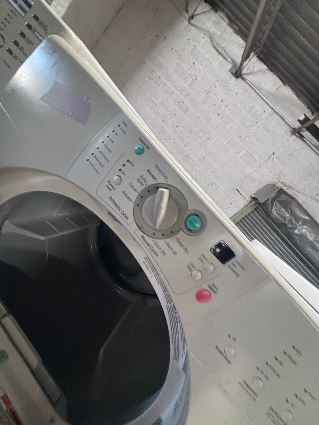 >*sale🔥whirlpool front load stackable electric 220v dryer in white  color used-refurbished 27" #DS999NB